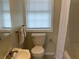 1382 Clearfield Ave, Bethlehem, Pa 18015 3 Beds 1 Bath 1,142 Sq in Bethlehem, PA (Photo 5 of 5)