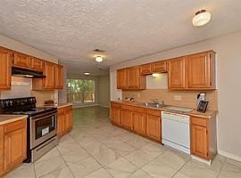 1811 Grassland Ct, Sugar Land, Tx 77478  in Sugar Land, TX (Photo 4 of 9)