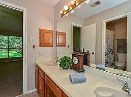 1811 Grassland Ct, Sugar Land, Tx 77478  in Sugar Land, TX (Photo 9 of 9)