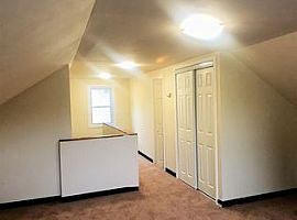 4939 N 61st St, Milwaukee, Wi 53218 3 Beds 1 Bath in Milwaukee, WI (Photo 3 of 6)