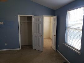 10 Haworth Ct in Bear, DE (Photo 5 of 12)