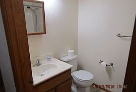 640 Beverly Way, Jacksonville, Or 97530 3 Beds 2 Baths 1,304 Sq in Jacksonville, OR (Photo 6 of 6)