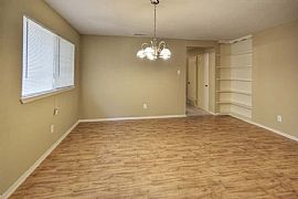 3bed 2baths in 2613 Larchmont Dr Mesquite  in Mesquite, TX (Photo 3 of 5)