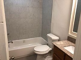 2 Beds 2 Baths 870 Sqft in Broken Arrow, OK (Photo 2 of 12)