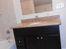 Lovely 3 Bedroom, 2 Baths in New Orleans, LA (Photo 3 of 11)