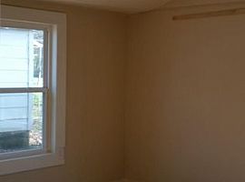 1510 Mckinley Ave Ne, Huntsville, Al 35801 2 Beds 1 Bath 1,050  in Huntsville, AL (Photo 3 of 9)