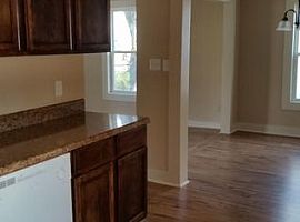 1510 Mckinley Ave Ne, Huntsville, Al 35801 2 Beds 1 Bath 1,050  in Huntsville, AL (Photo 6 of 9)