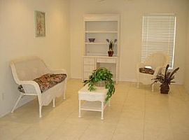 2560 86th Dr, Vero Beach, Fl 32966 2 Beds 2 Baths 1,150 Sqft in Vero Beach, FL (Photo 4 of 8)