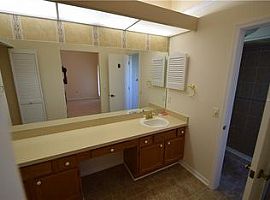 6015 Condor Dr, Lakeland, Fl 33809 3 Beds 2 Baths 1,745 Sqft in Lakeland, FL (Photo 3 of 7)