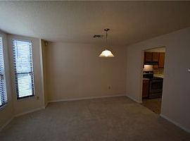 6015 Condor Dr, Lakeland, Fl 33809 3 Beds 2 Baths 1,745 Sqft in Lakeland, FL (Photo 6 of 7)