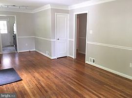4 Beds 2 Baths in Bethesda, MD (Photo 5 of 7)