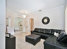 16301 Nw 77th Pl, Miami Lakes, Fl 33016 4 Beds 4.5 Baths 2,417  in Miami Lakes, FL (Photo 3 of 12)