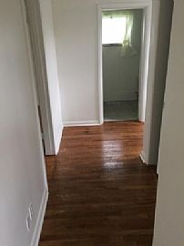 3 Bedroom, 1 1/2 Bath 3 Level Home, in Great Area in Huntington, WV (Photo 2 of 9)