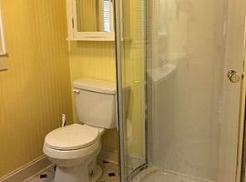 Charming 3 Bedroom Home in Parkersburg, WV (Photo 2 of 11)