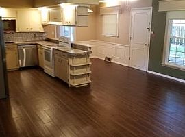 3bed 2 Bath in Enid, OK (Photo 2 of 4)