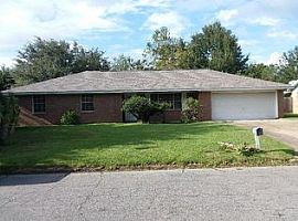 74 Fleetwood Dr, Gulfport, Ms 39503 3 Beds 2 Baths 1,304 Sqft in Gulfport, MS