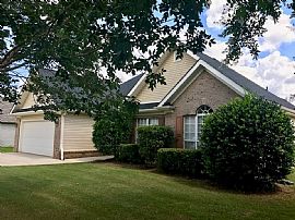 3 Beds 2 Baths 1,436 Sqft in Alabaster, AL (Photo 3 of 12)