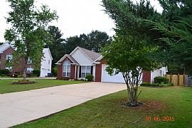 3 Beds 2 Baths 1,980 Sqft in Alabaster, AL