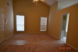 3 Beds 2 Baths 1,980 Sqft in Alabaster, AL (Photo 9 of 10)