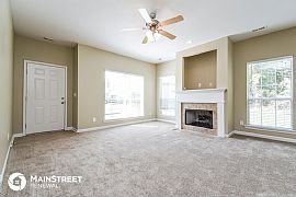 3 Beds 2 Baths 1,399 Sqft in Alabaster, AL (Photo 3 of 9)