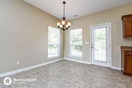 3 Beds 2 Baths 1,399 Sqft in Alabaster, AL (Photo 4 of 9)