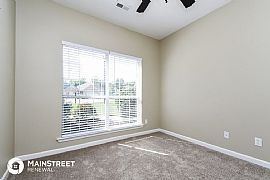 3 Beds 2 Baths 1,399 Sqft in Alabaster, AL (Photo 8 of 9)
