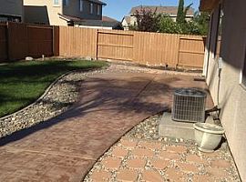 3 Beds 2 Baths in Woodland, CA (Photo 3 of 5)