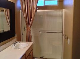 3 Beds 2 Baths in Woodland, CA (Photo 4 of 5)
