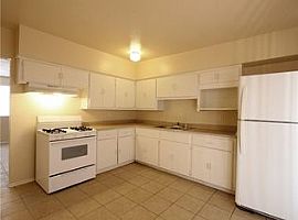 3bed 2 Bath in El Paso, TX (Photo 2 of 4)