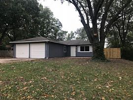 2bed 1bath in Lawrence, KS