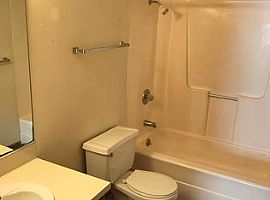 3bed 2 Bath in Lawrence, KS (Photo 4 of 4)