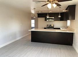 4bed 2 Bath in Tracy, CA (Photo 3 of 5)