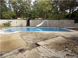 4 Beds 2.5 Baths......140 Floyd Cir, Deatsville in Deatsville, AL (Photo 11 of 12)