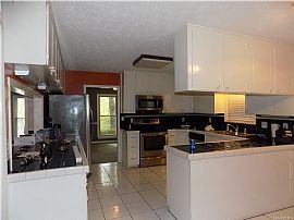 4 Beds 2.5 Baths......140 Floyd Cir, Deatsville in Deatsville, AL (Photo 2 of 12)