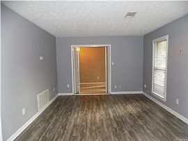 4 Beds 2.5 Baths......140 Floyd Cir, Deatsville in Deatsville, AL (Photo 4 of 12)