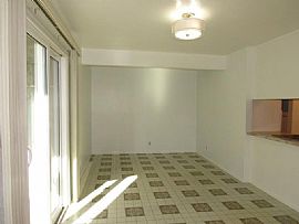 3208 Mecartney Rd, Alameda, Ca  4 Beds 2 Baths in Alameda, CA (Photo 4 of 10)