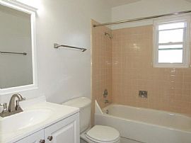 3208 Mecartney Rd, Alameda, Ca  4 Beds 2 Baths in Alameda, CA (Photo 5 of 10)