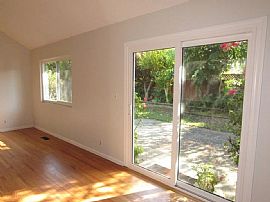 3208 Mecartney Rd, Alameda, Ca  4 Beds 2 Baths in Alameda, CA (Photo 7 of 10)