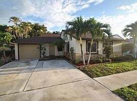 21302 Summertrace Cir, Boca Raton, Fl 33428 in Boca Raton, FL
