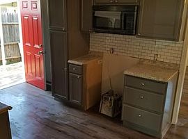 2bed 1bath in Lubbock, TX (Photo 3 of 5)