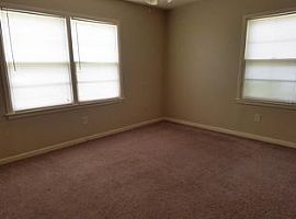 2bed 1bath in Lubbock, TX (Photo 3 of 4)