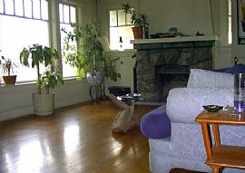 137 Waller Ave, Lexington, Ky 40503 3 Beds 3 Baths 1,300 Sqft in Lexington, KY (Photo 2 of 7)