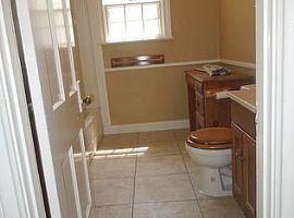 3bed 2 Bath in Lubbock, TX (Photo 4 of 5)