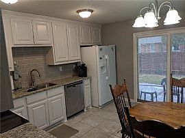 1902 Northwind Ct, Garland, Tx 3 Beds 2 Baths in Garland, TX (Photo 6 of 11)