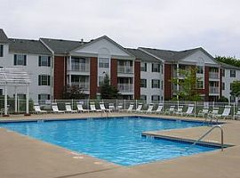 2 Bed 1 Bath 13290 Spruce Run Dr, North Royalton, Oh in North Royalton, OH (Photo 3 of 7)