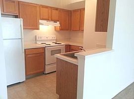 2 Bed 1 Bath 13290 Spruce Run Dr, North Royalton, Oh in North Royalton, OH (Photo 5 of 7)