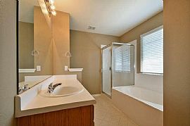 311 Precipice Way, Georgetown, Tx 4 Beds 2.5 Baths in Georgetown, TX (Photo 4 of 12)