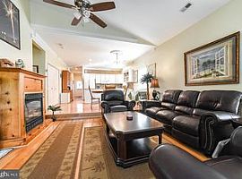 17276 Crab Pot Ln, Piney Point, Md 20674 3 Beds 2 Baths -- Sqft in Piney Point, MD (Photo 6 of 11)