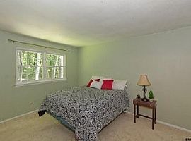 This Spacious Townhouse Offers Newer (2016) Furnace and A/c in Clifton Park, NY (Photo 2 of 12)