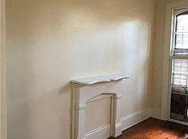 Renovated Victorian 2 Beds 1 Bath 880 Sqft in New Orleans, LA